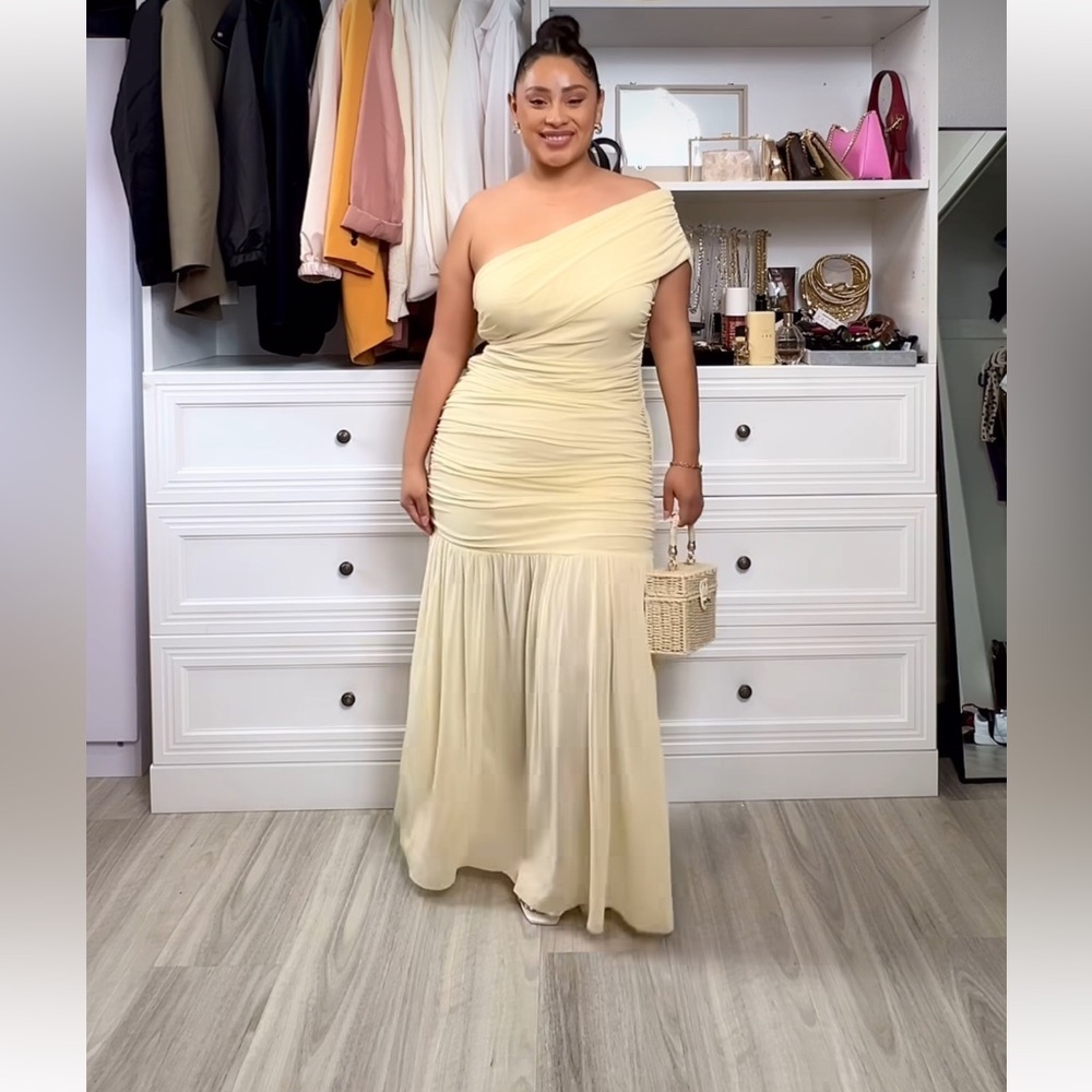One-Shoulder Cream Ruched Maxi Dress